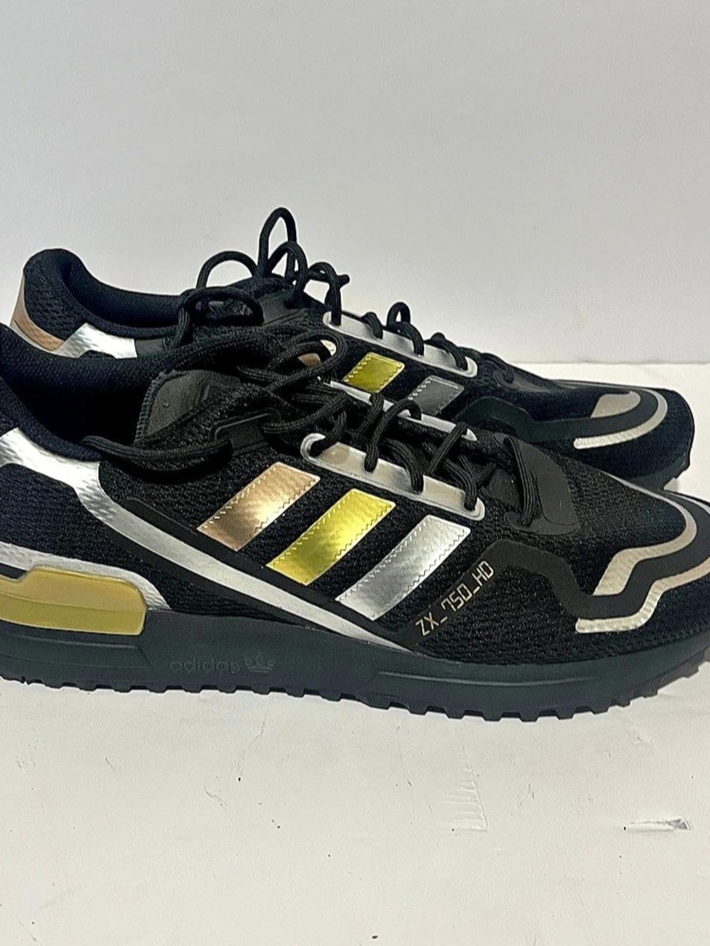 adidas ZX 9000 Black & Gold Sneakers US 12